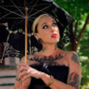 Meet your Posher, Alysha